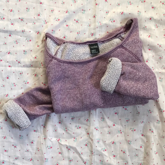 Nollie Tops - Pacsun sweatshirt